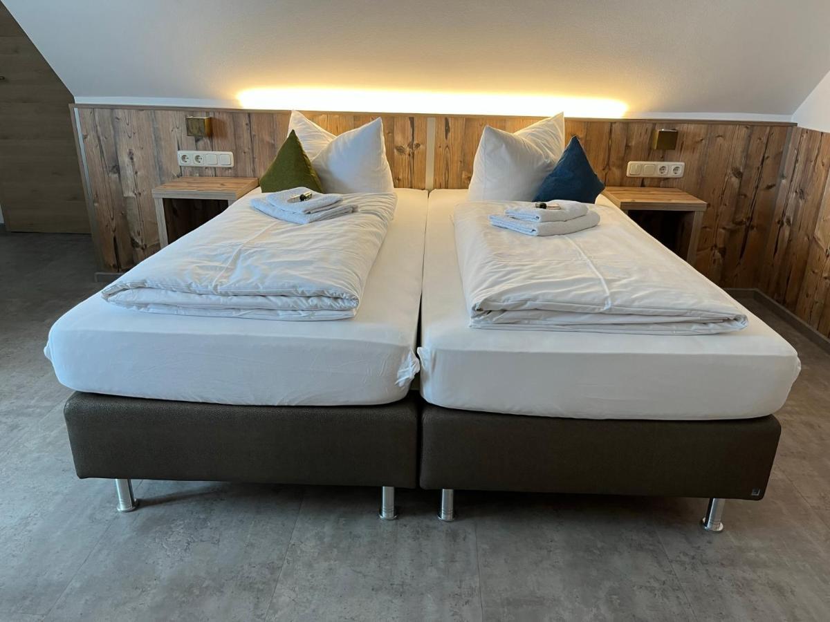Hofmann'S Apartements & Ferienwohnungen Oberdachstetten Ngoại thất bức ảnh