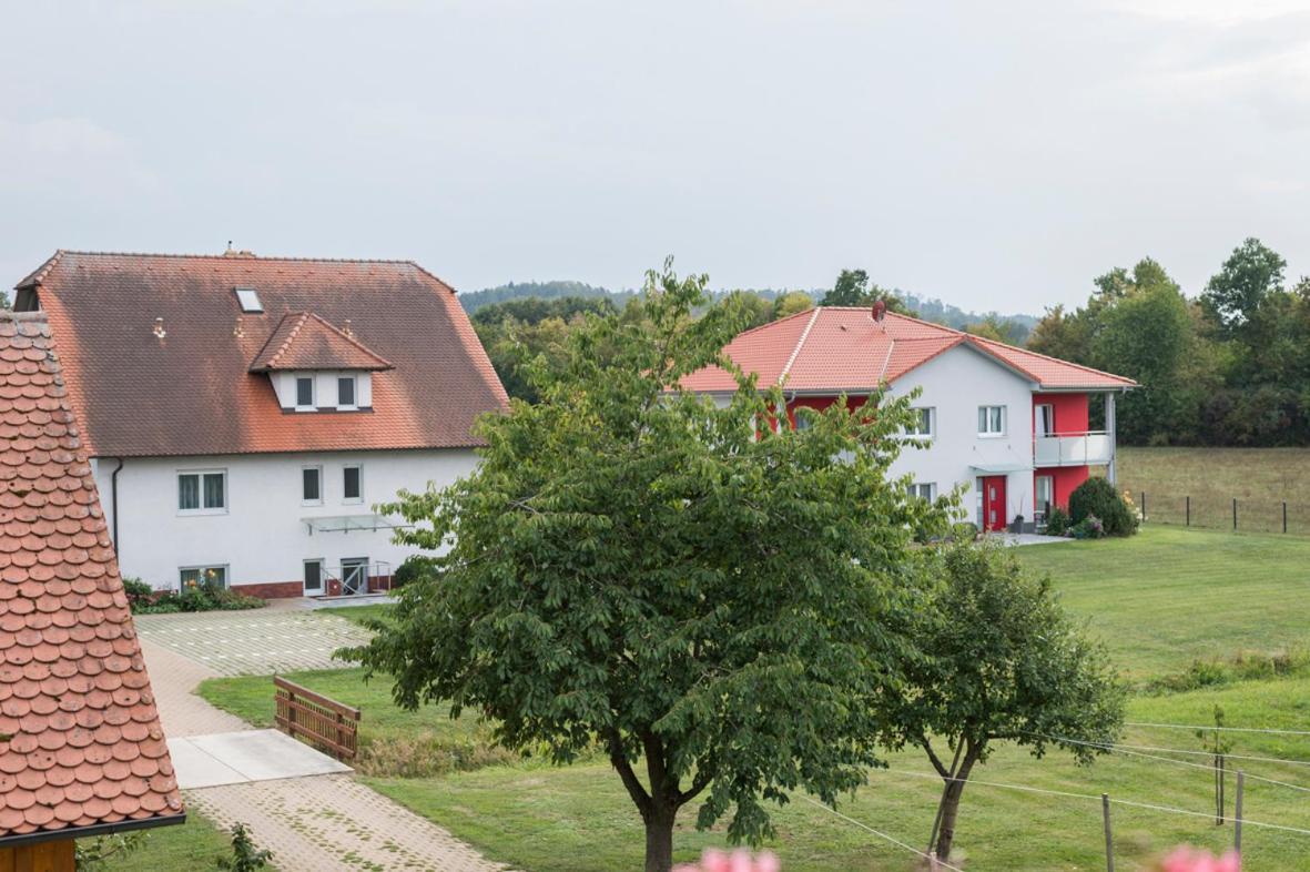 Hofmann'S Apartements & Ferienwohnungen Oberdachstetten Ngoại thất bức ảnh